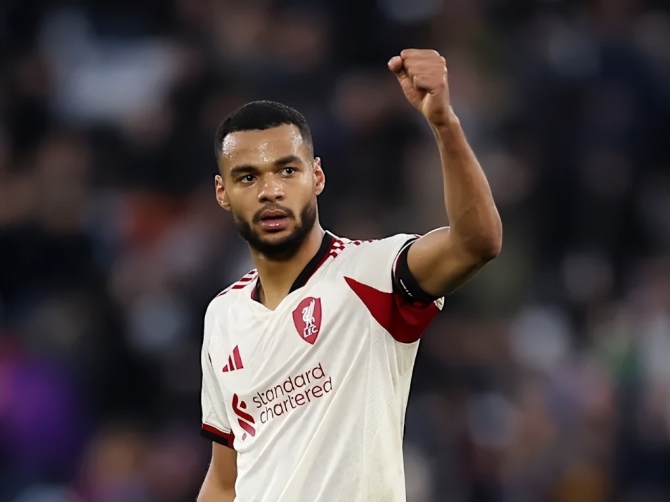 王哲林：新赛季首先要打好开局，希望常规赛有好的排名