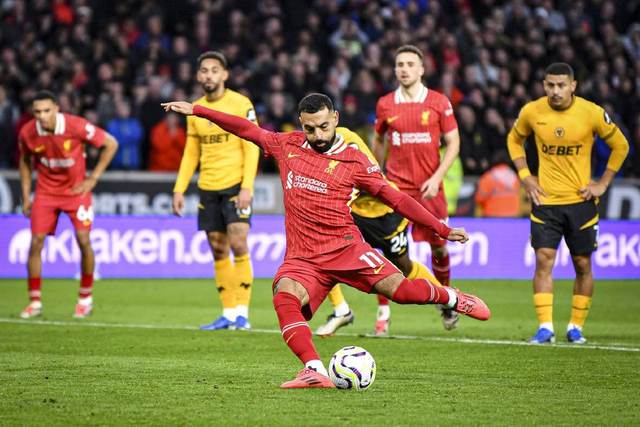 拜仁vs圣保利首发：凯恩领衔！迪亚斯、金玟哉、欧文在列