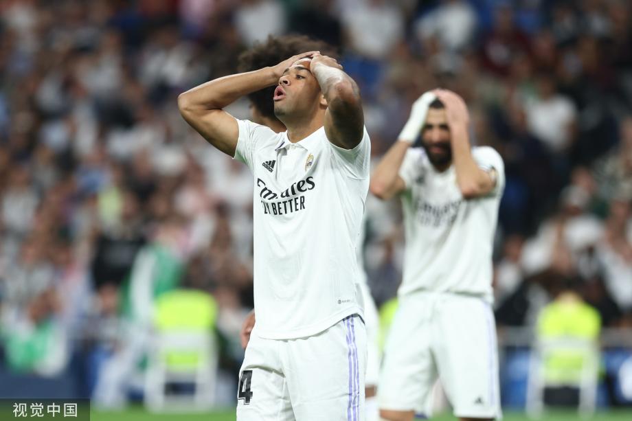 篮球勇士队中锋封盖次数创新高