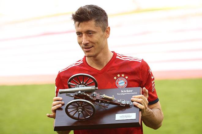 皇马三大致命伤曝光！姆巴佩依赖症+软肋尽显，伯纳乌王朝现危机