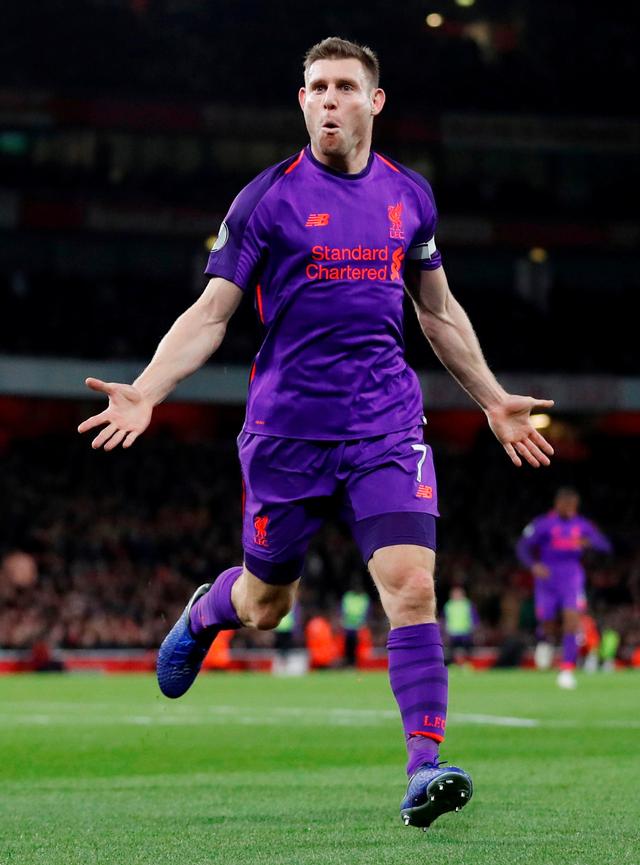 加布里埃尔本赛季中超6次首开纪录领跑海港，逼近奥斯卡纪录