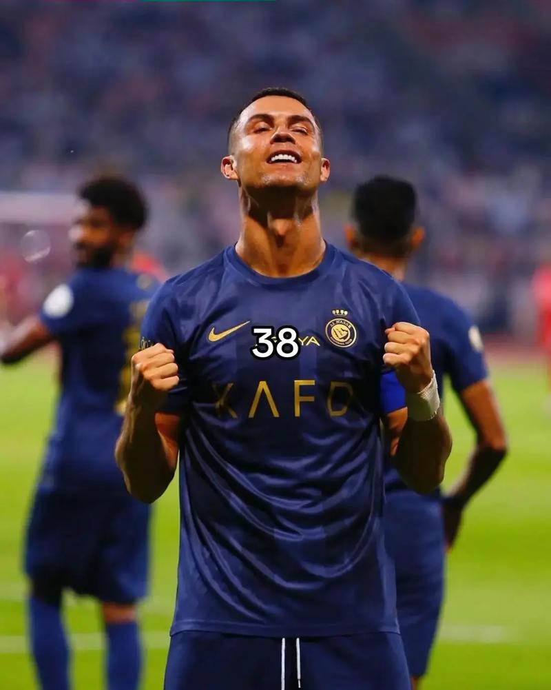 斯卢茨基：与广岛一战势均力敌，虽未取胜但对比赛质量满意