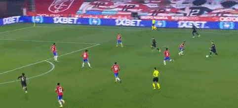 科贝尔：所有失球都是能避免的；阿德耶米的争议？他真是倒霉